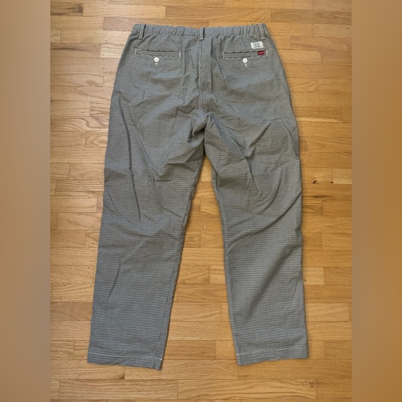 Unused Levi’s fancy Chinos - Picture 3 of 4